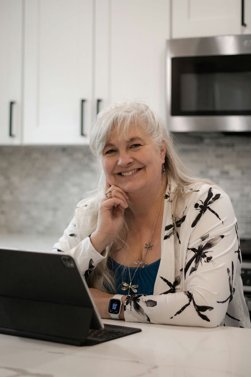 Cindy Wolfe